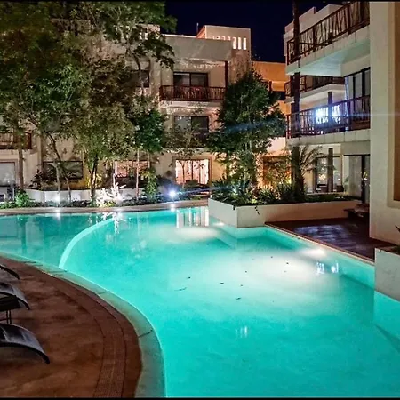 Sleeps 4-6-Amazing 2 Bedroom Ph With Bbq Jacuzzi